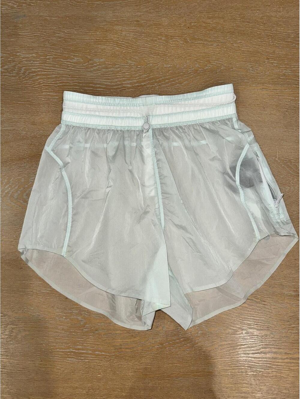 Lululemon Step Out High Rise Short 3”Water Resist Packable Ocean Air Size 4